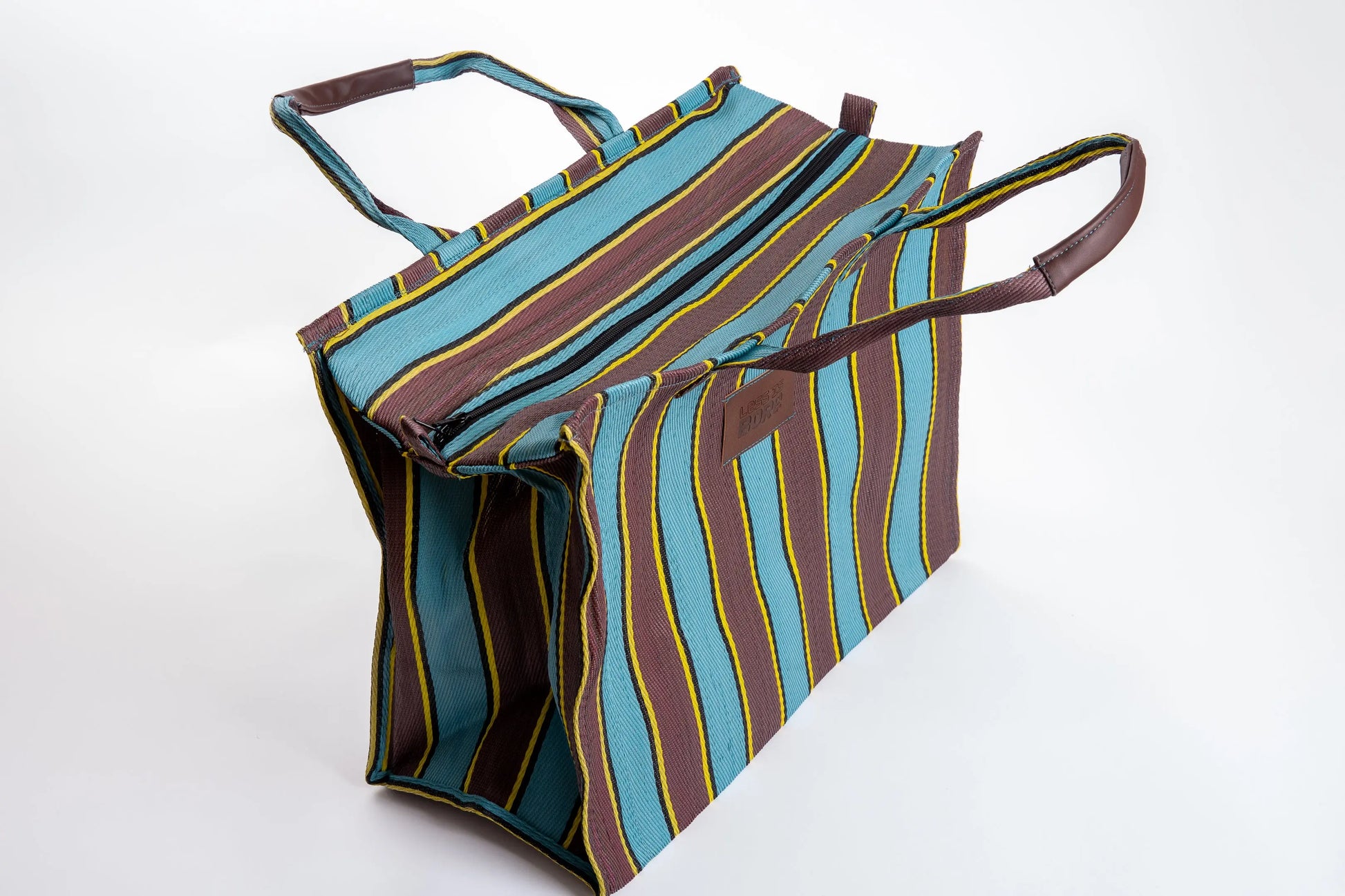 Explorer bag in Sky & Steel colors, made of recycled nylon, from Less is Bore