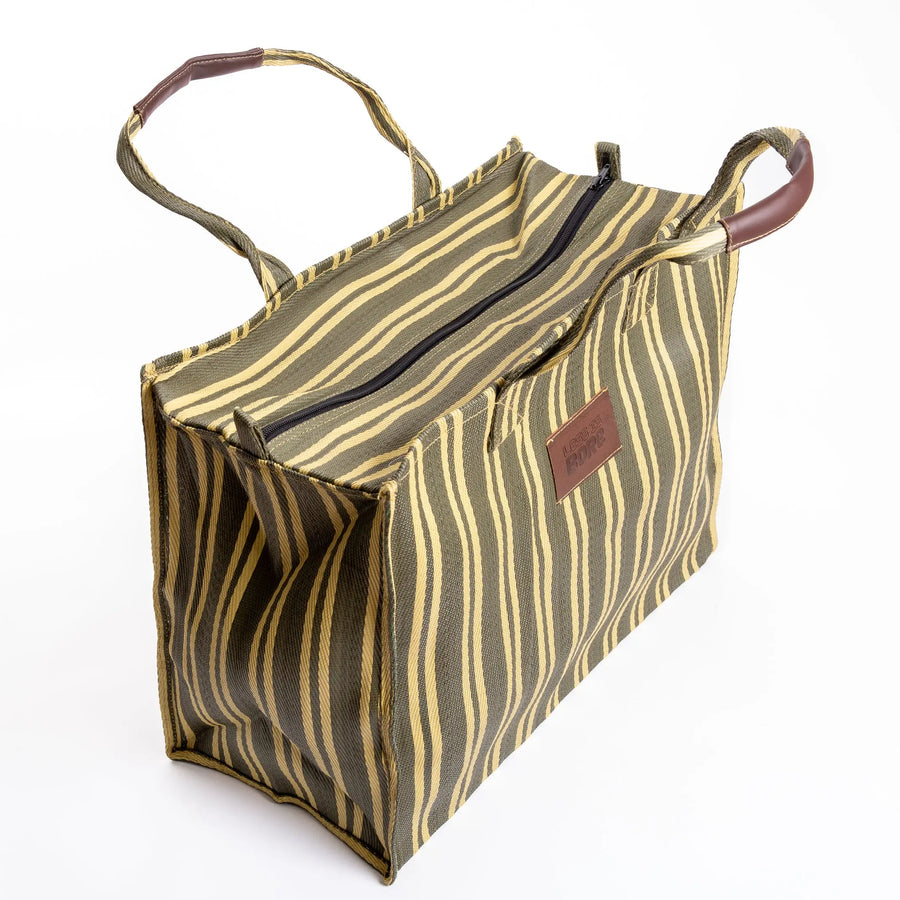 Explorer bag in Pine & Pearl colors, made of recycled nylon, from Less is Bore